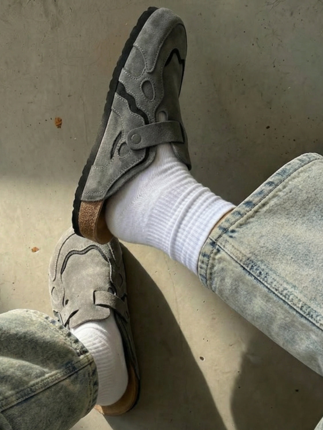 STGALLERY Wavey Clogs